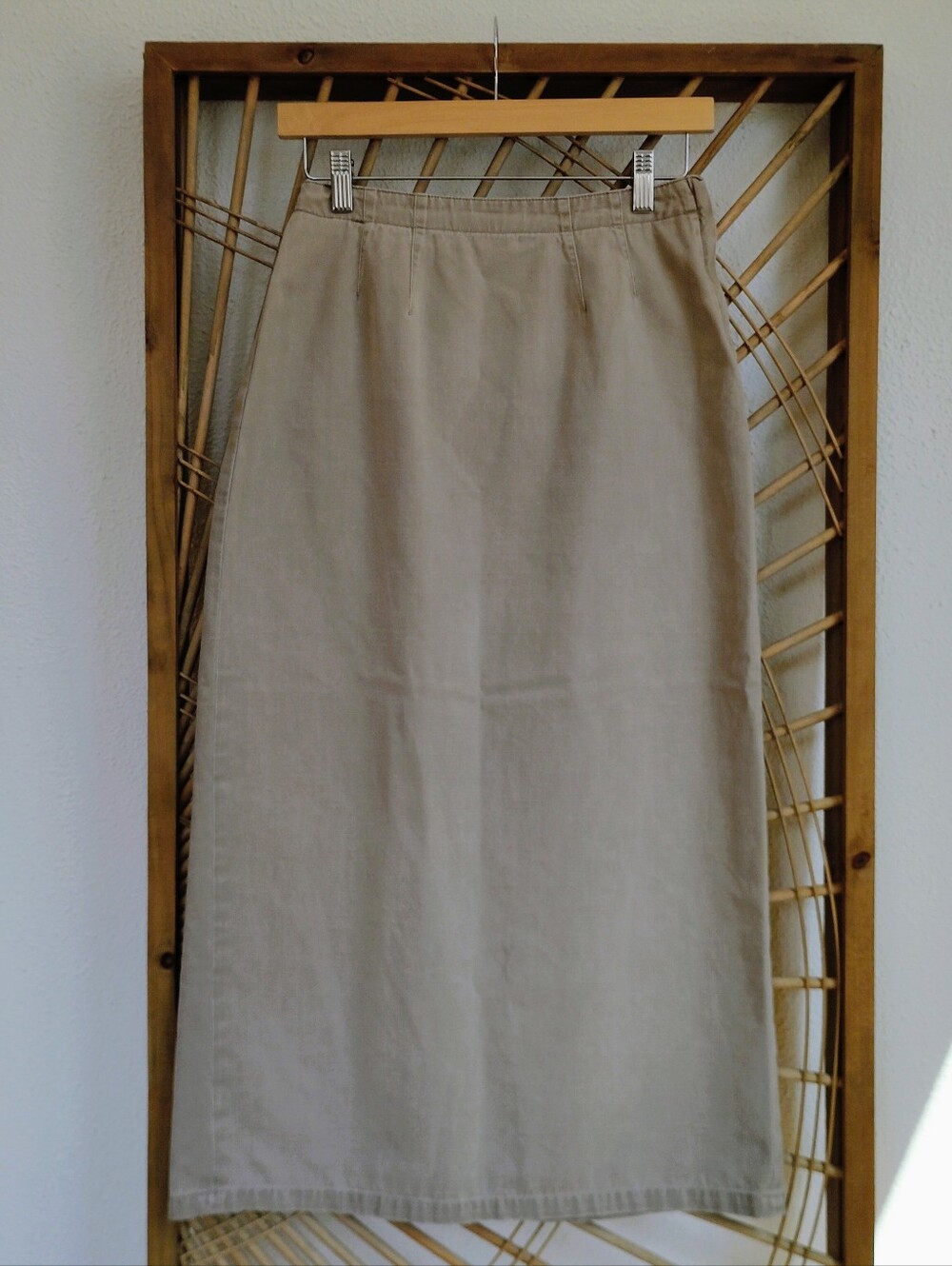 Vintage Eddie Bauer 100% Cotton Khaki Skirt / Size 6